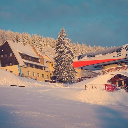 Straszny Dwor Hotell Duszniki Zdrój Exteriör bild