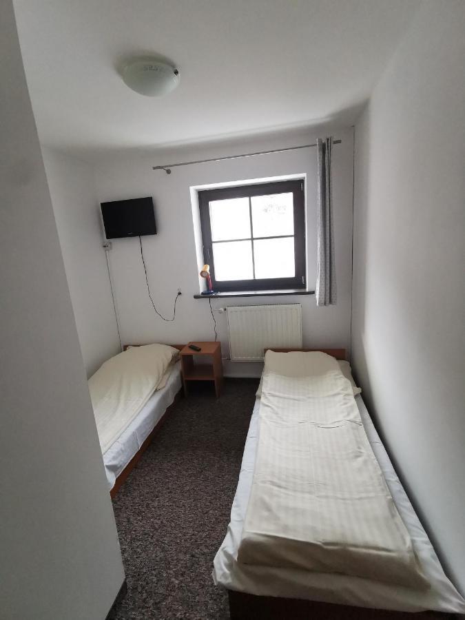Straszny Dwor Hotell Duszniki Zdrój Rum bild