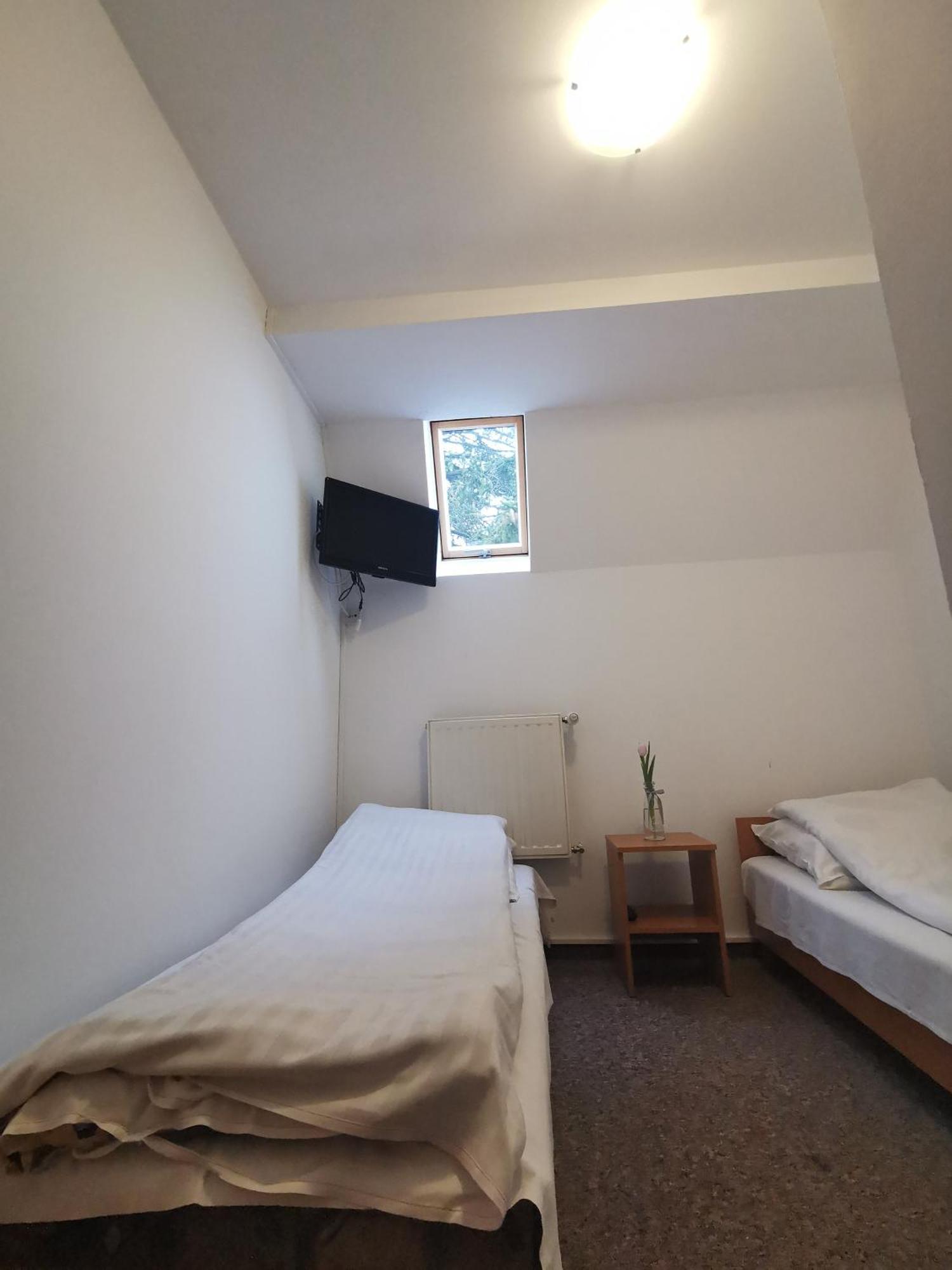 Straszny Dwor Hotell Duszniki Zdrój Rum bild