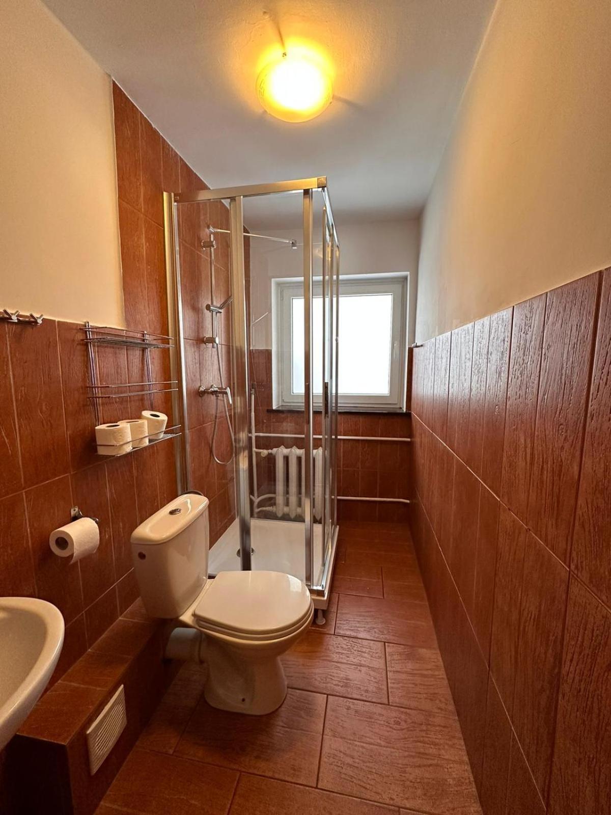 Straszny Dwor Hotell Duszniki Zdrój Rum bild