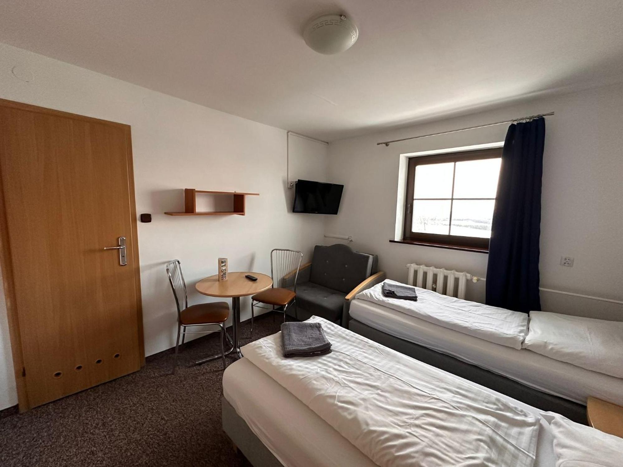 Straszny Dwor Hotell Duszniki Zdrój Rum bild