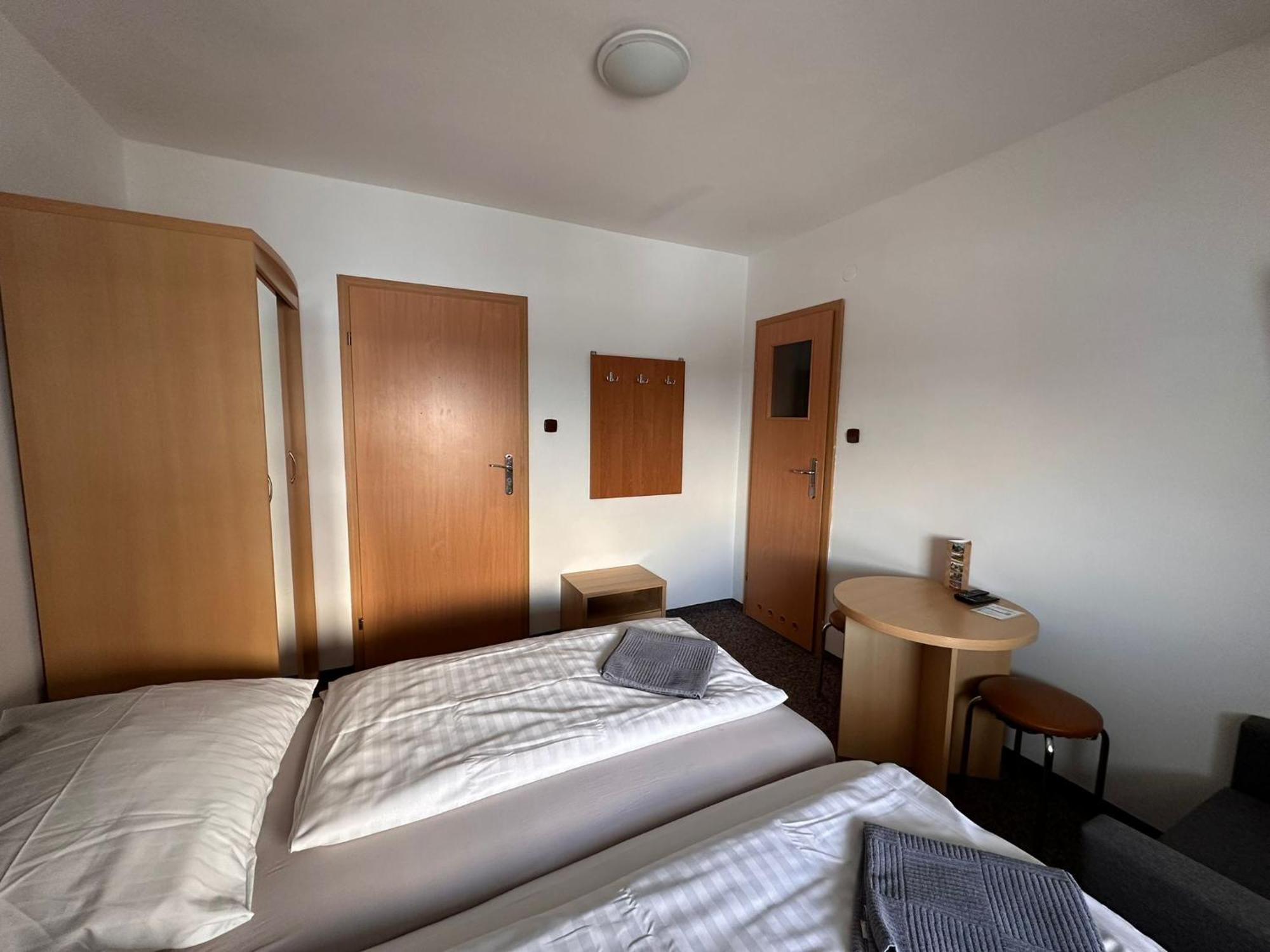 Straszny Dwor Hotell Duszniki Zdrój Rum bild