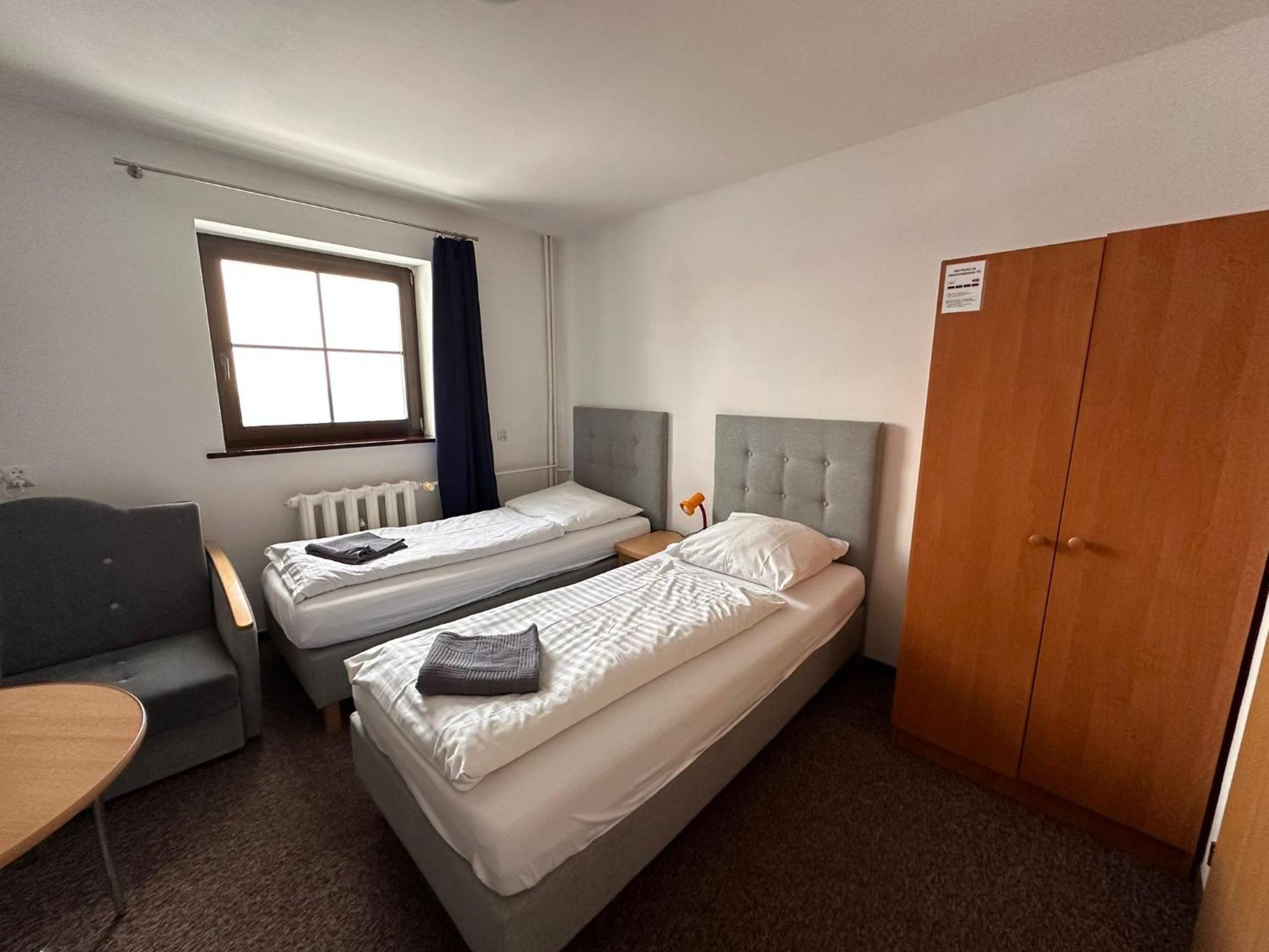 Straszny Dwor Hotell Duszniki Zdrój Rum bild