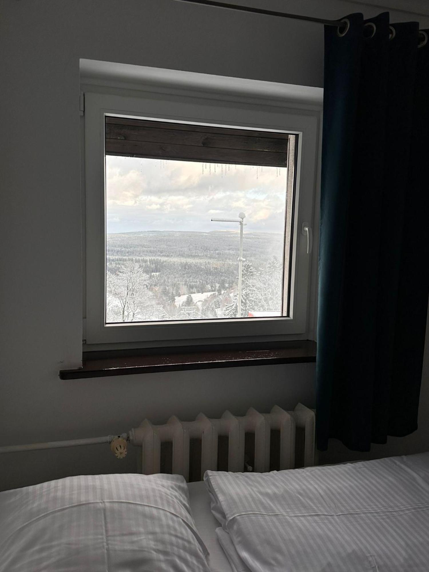Straszny Dwor Hotell Duszniki Zdrój Rum bild