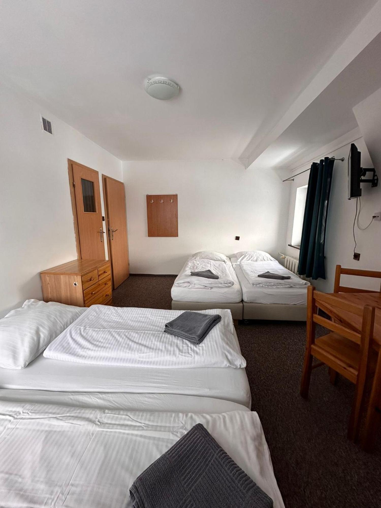 Straszny Dwor Hotell Duszniki Zdrój Rum bild