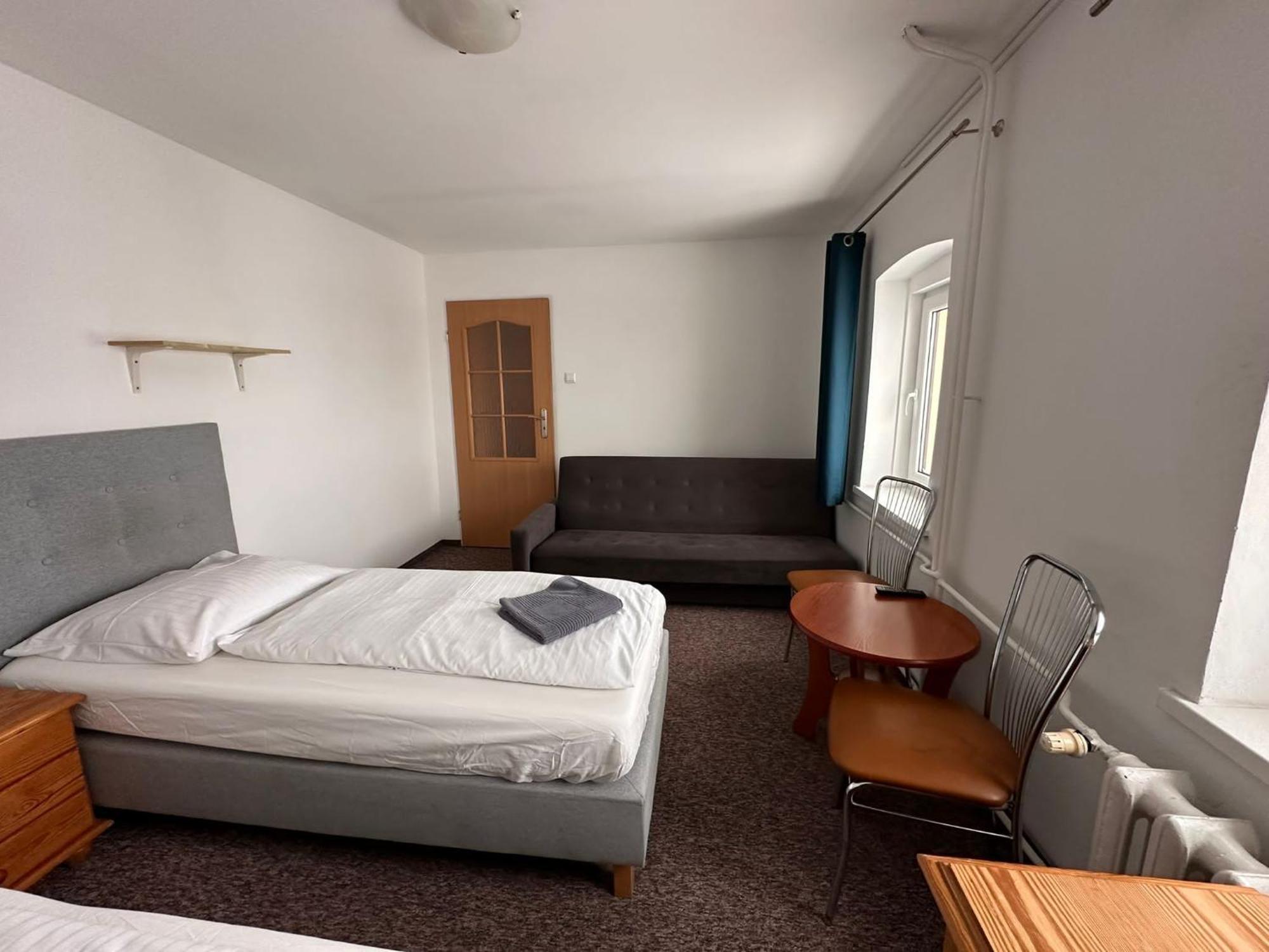 Straszny Dwor Hotell Duszniki Zdrój Rum bild